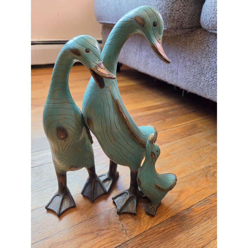 Vintage Wooden Duck Family Figurines - Mother, Father, Baby